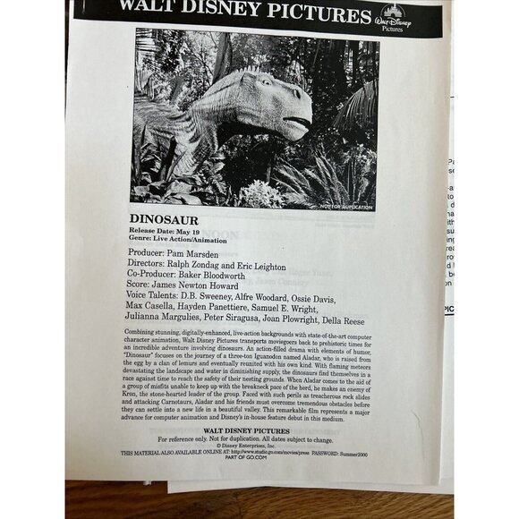 Walt Disney Preview Movie Folder Of “Dinosaur “ , With 14 View Slides Rare - Picture 7 of 8